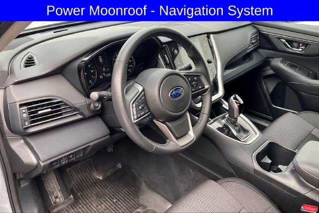 Used 2025 Subaru Outback Premium AWD/4WD image 14