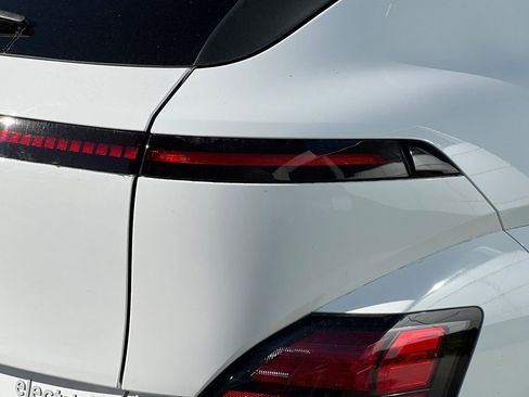 New 2025 Hyundai Kona SEL FWD image 31
