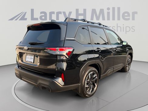 Used 2026 Subaru Forester Limited AWD/4WD image 5