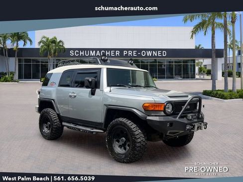 Used 2008 Toyota FJ Cruiser 4WD w/ Upgrade Pkg 2 image 1