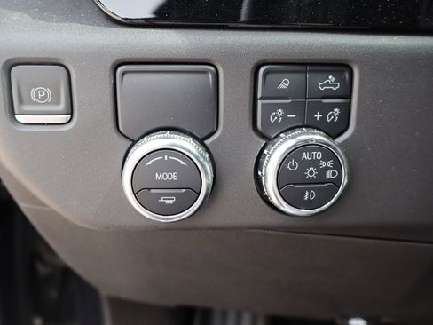 Used 2023 GMC Sierra 1500 SLT RWD image 14