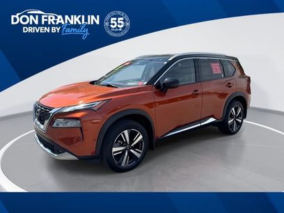 Certified 2022 Nissan Rogue Platinum w/ Head-Up Display Package