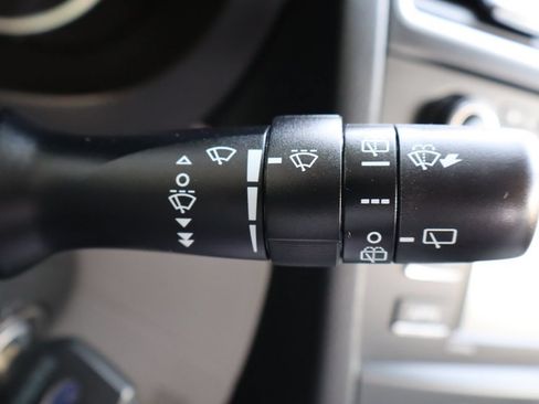 Used 2018 Subaru Forester 2.5i AWD/4WD image 30