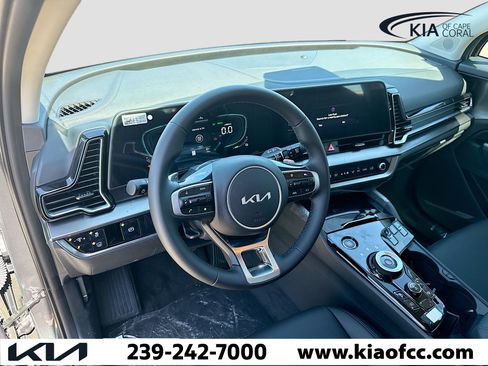 New 2025 Kia Sportage EX image 24