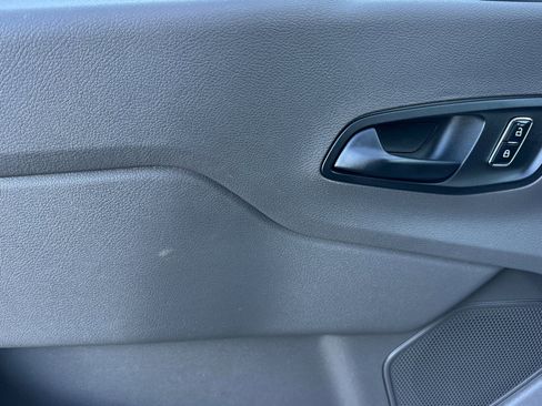 Used 2023 Ford Transit 350 XLT image 10