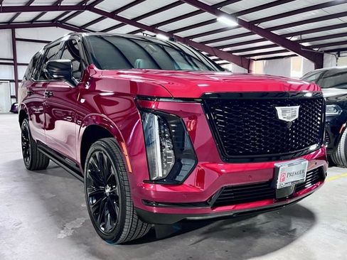 Used 2026 Cadillac Escalade Platinum Sport w/ LPO, ONYX Package image 1