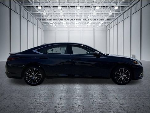 Used 2024 Lexus ES 350 w/ Premium Package FWD image 23