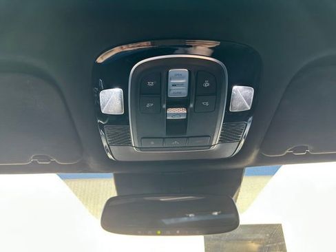 Used 2021 Hyundai Palisade Calligraphy image 35