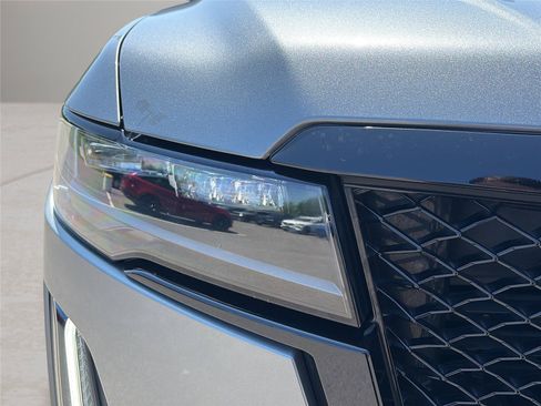 Used 2022 Cadillac Escalade ESV Sport AWD/4WD image 41