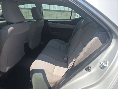 Used 2016 Toyota Corolla LE FWD image 13