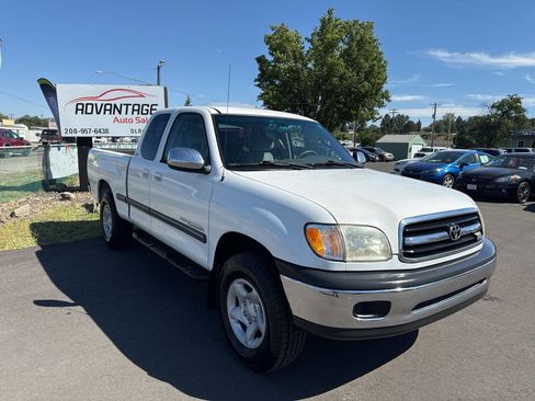 Used 2000 Toyota Tundra SR5 image 1