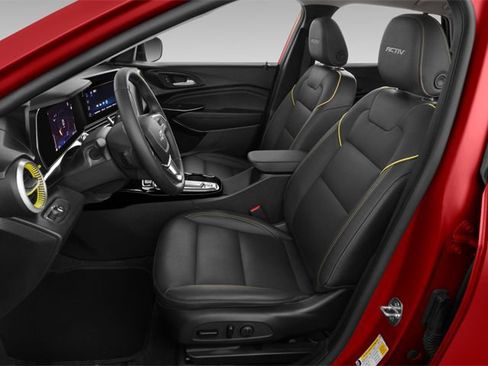 Used 2024 Chevrolet Trax ACTIV FWD image 10