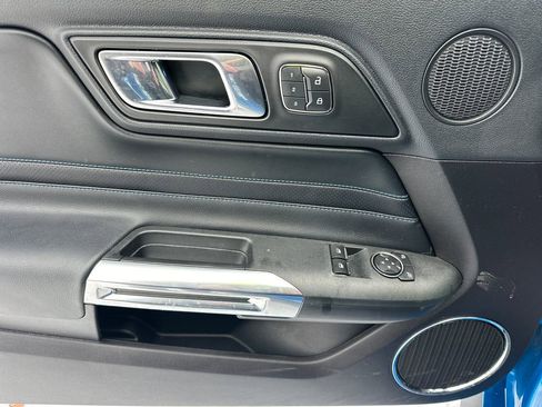 Used 2019 Ford Mustang GT Premium w/ Equipment Group 401A image 12