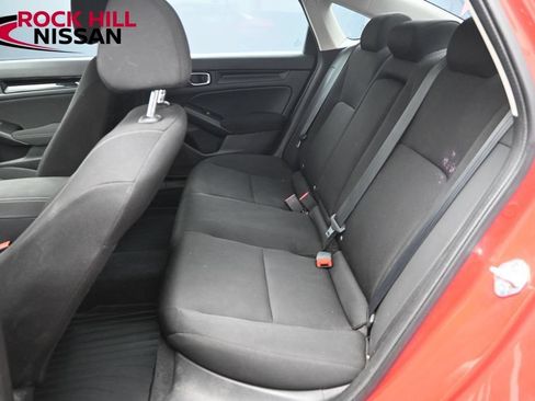 Used 2022 Honda Civic EX image 11