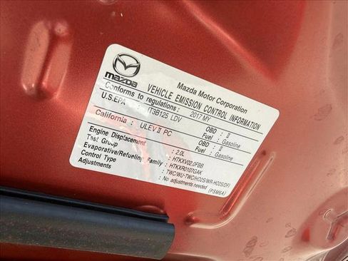 Used 2017 MAZDA MX-5 Miata Sport image 16