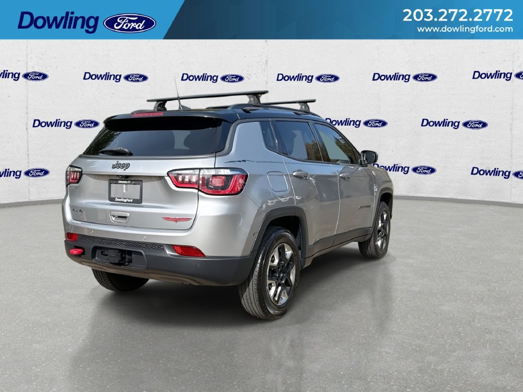Used 2017 Jeep Compass Trailhawk w/ Leather Interior Group AWD/4WD image 8