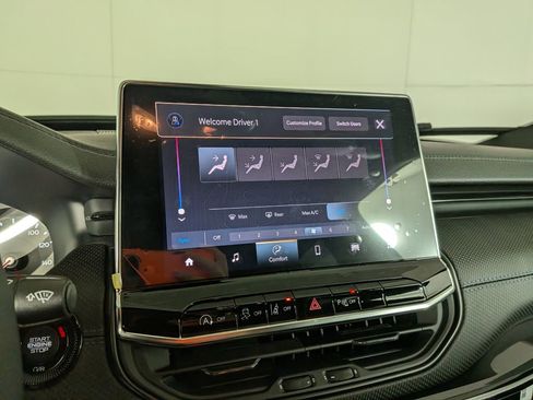 New 2026 Jeep Compass Limited AWD/4WD image 24