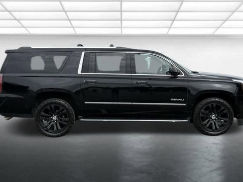Used 2018 GMC Yukon XL Denali w/ Open Road Package AWD/4WD image 9