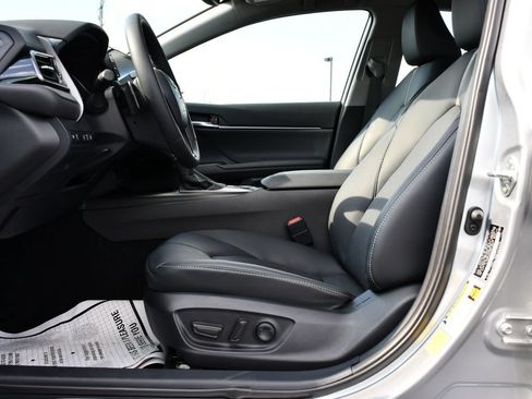 Used 2024 Toyota Camry XSE w/ Cold Weather Package FWD image 16