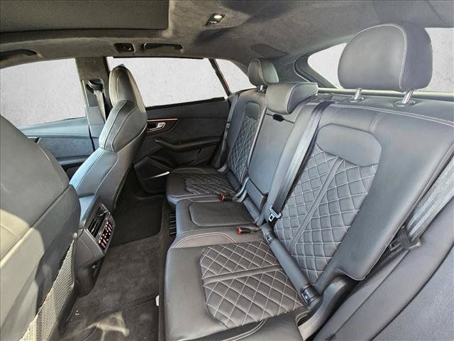 Used 2023 Audi SQ8 Prestige AWD/4WD image 14