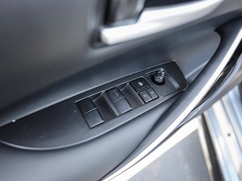 Used 2024 Toyota Corolla XSE FWD image 11