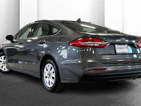 Used 2020 Ford Fusion S image 10