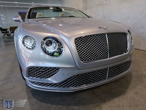 Used 2017 Bentley Continental GT Speed image 11