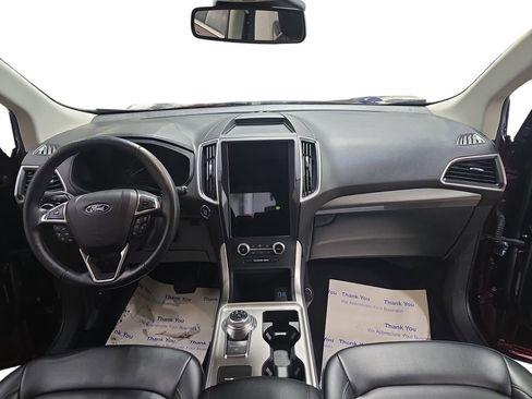 Used 2024 Ford Edge SEL w/ Convenience Package image 11