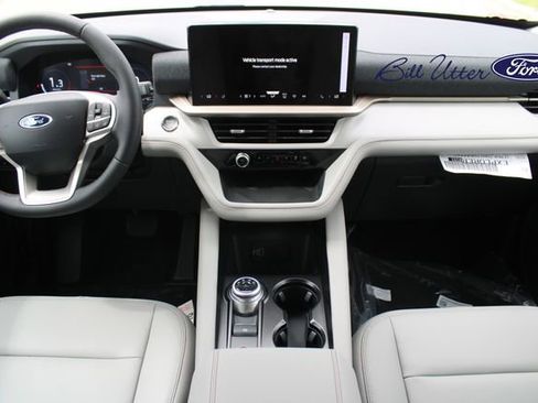 New 2026 Ford Explorer Active image 12