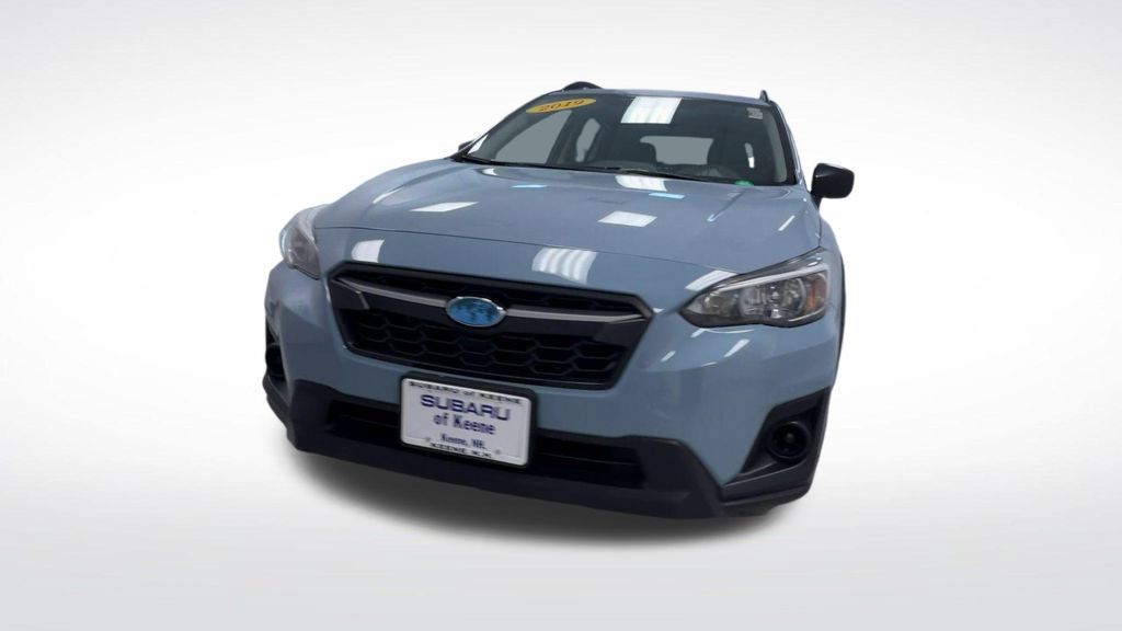 Used 2019 Subaru Crosstrek 2.0i AWD/4WD image 3