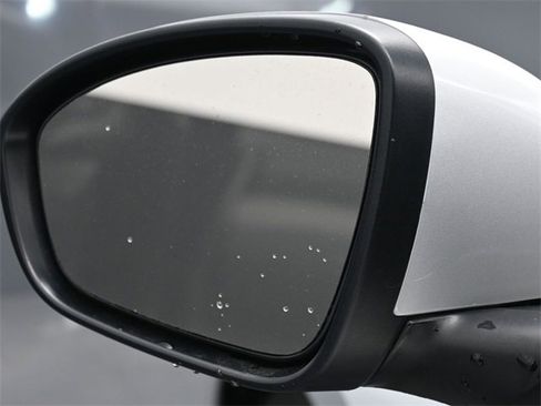 Used 2022 Nissan Altima 2.5 SV w/ SV Premium Package image 7