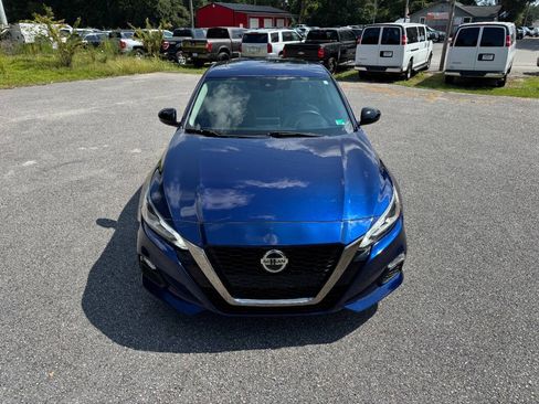 Used 2020 Nissan Altima 2.5 SR w/ Premium Package AWD/4WD image 2