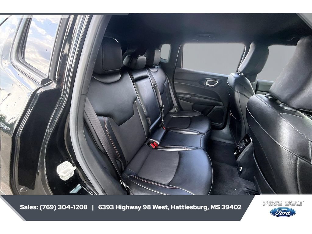 Used 2024 Jeep Compass Trailhawk AWD/4WD image 21