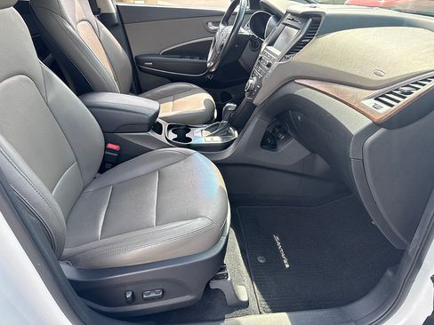 Used 2018 Hyundai Santa Fe Sport FWD image 23