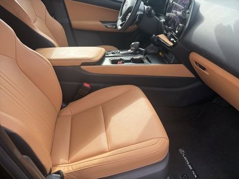 Certified 2025 Lexus NX 350 AWD image 11