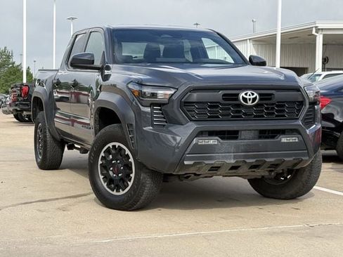 Used 2024 Toyota Tacoma TRD Off-Road AWD/4WD image 2