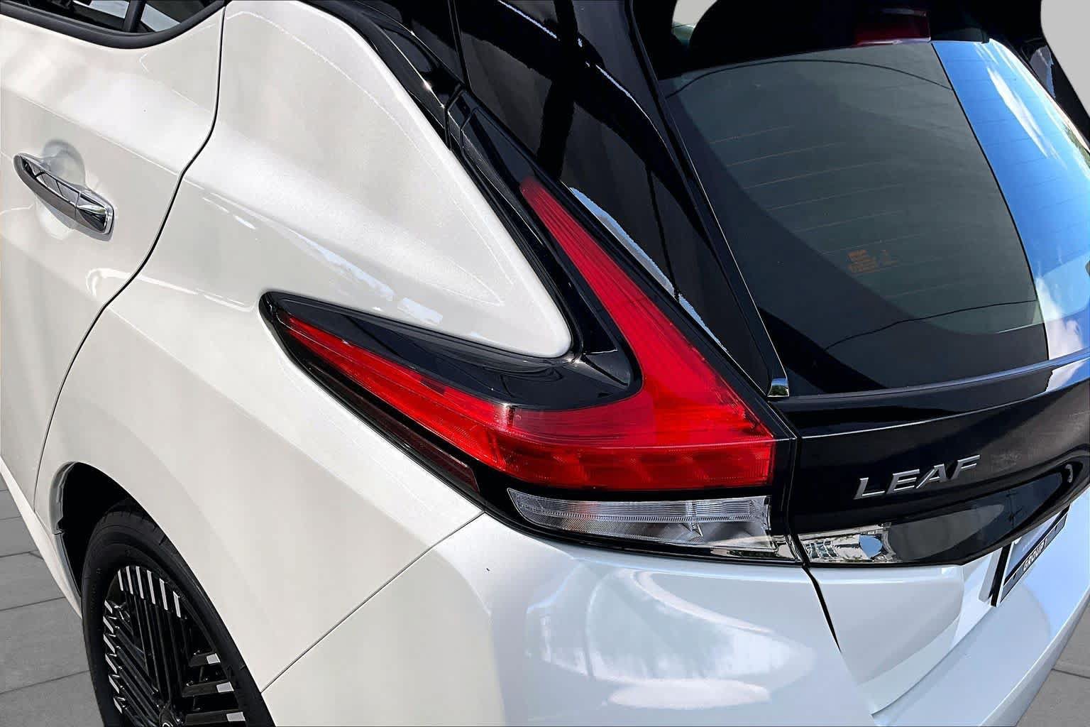 Used 2025 Nissan Leaf SV Plus FWD image 27