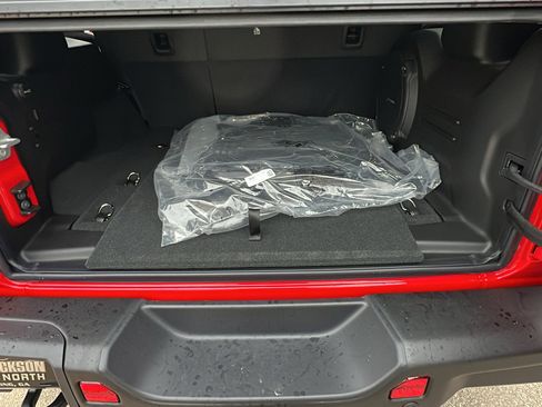 New 2026 Jeep Wrangler Unlimited Rubicon 392 image 13