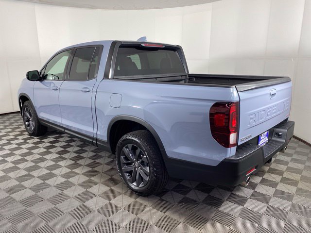 Used 2025 Honda Ridgeline Sport image 7