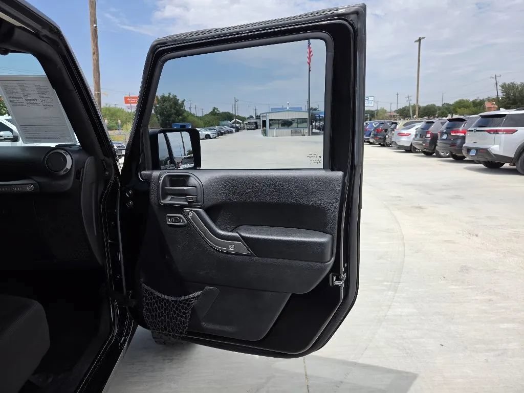 Used 2016 Jeep Wrangler Unlimited Sport w/ Quick Order Package 24S AWD/4WD image 20