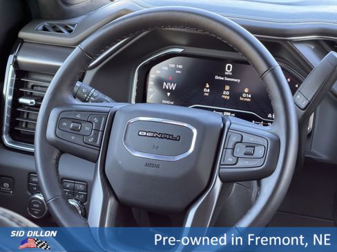 Used 2025 GMC Sierra 2500 Denali Ultimate w/ Max Trailering Package AWD/4WD image 11