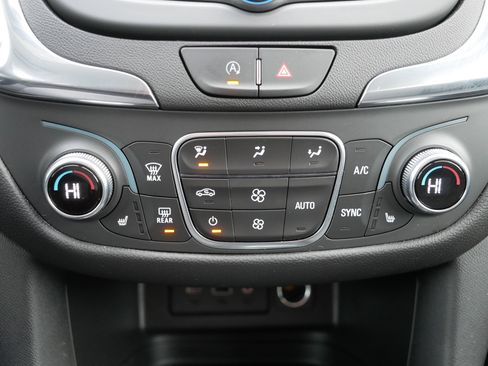 Used 2024 Chevrolet Equinox LT w/ LPO, Floor Liner Package image 23