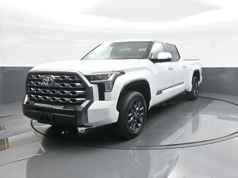 Certified 2026 Toyota Tundra Platinum AWD/4WD image 3