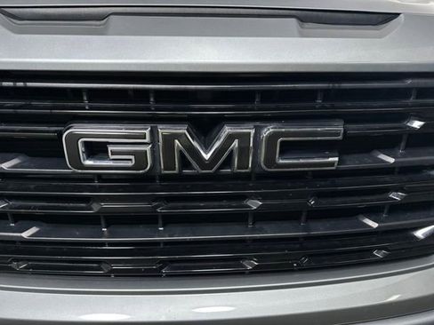 Used 2023 GMC Sierra 1500 Elevation w/ LPO, Elevation Black Package image 9