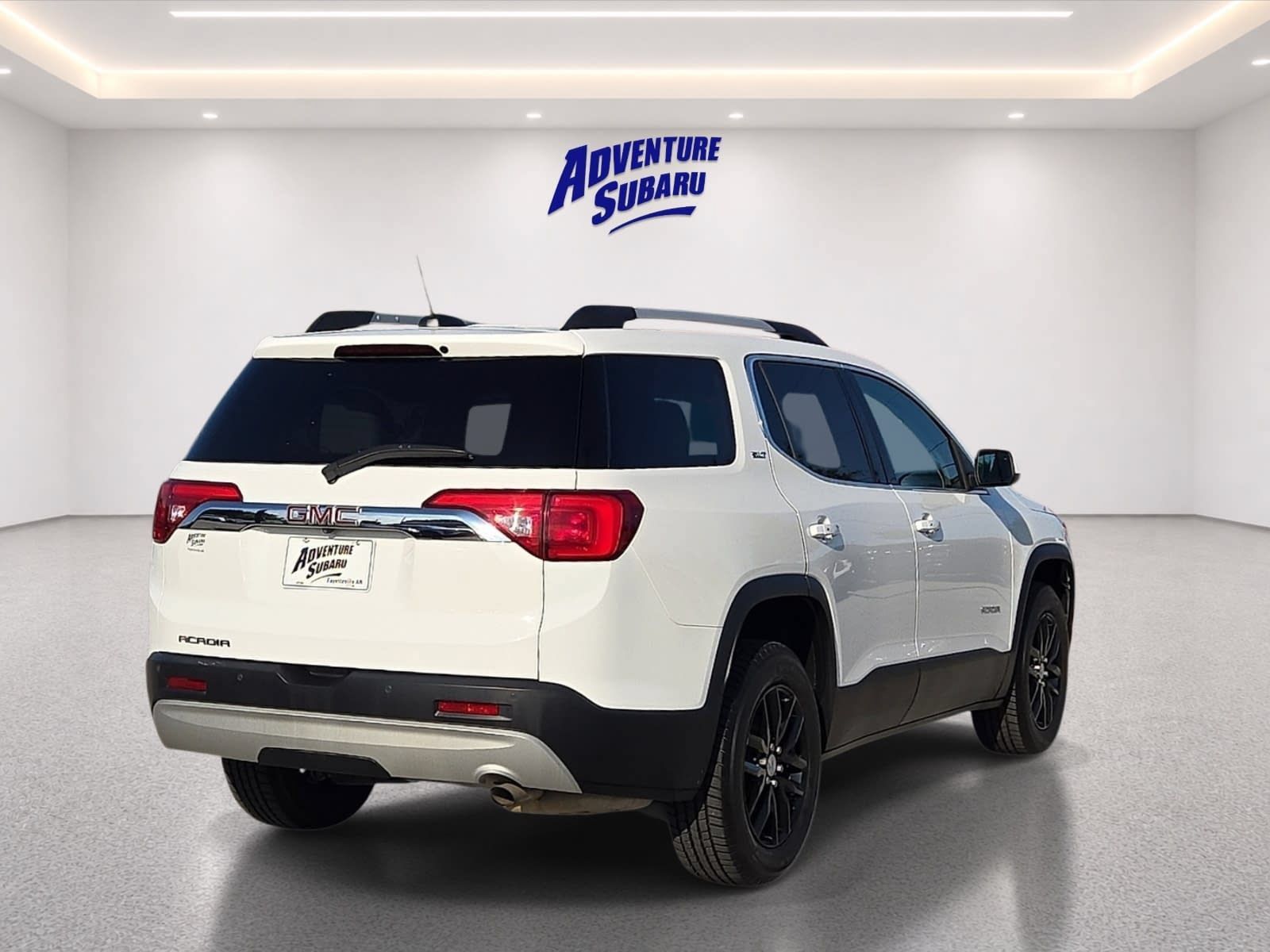 Used 2019 GMC Acadia SLT FWD image 6