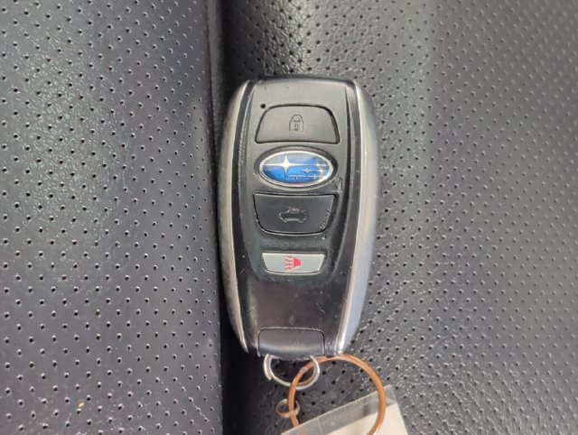 Used 2020 Subaru Outback Limited w/ Popular Package #2 AWD/4WD image 1