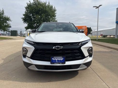 Used 2023 Chevrolet Blazer LT w/ Midnight/Sport Edition FWD image 4