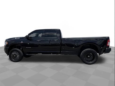 Used 2022 RAM 3500 Tradesman AWD/4WD image 2