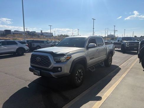 Used 2023 Toyota Tacoma TRD Off-Road AWD/4WD image 3