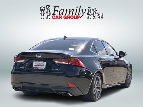 Used 2017 Lexus IS 200t F Sport w/ F Sport Package RWD image 4